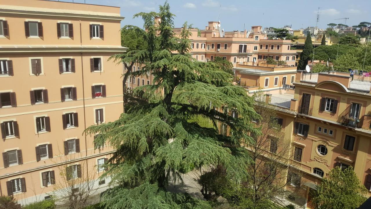 Bed & Breakfast A Casa Di Lia A Roma エクステリア 写真