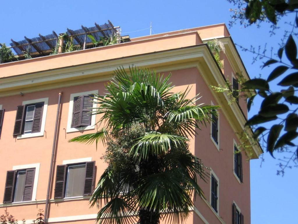 Bed & Breakfast A Casa Di Lia A Roma エクステリア 写真
