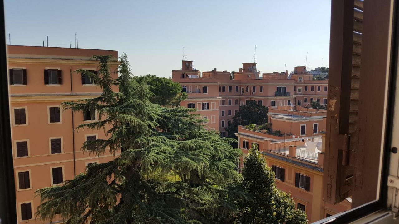 Bed & Breakfast A Casa Di Lia A Roma エクステリア 写真